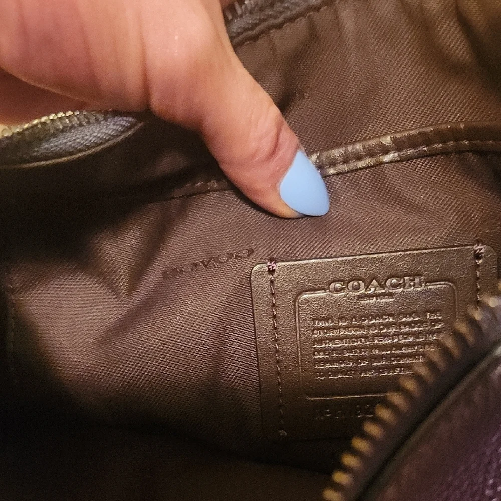 Coach Brown Leather Classic Shoulder Bag - Picture 11 of 13